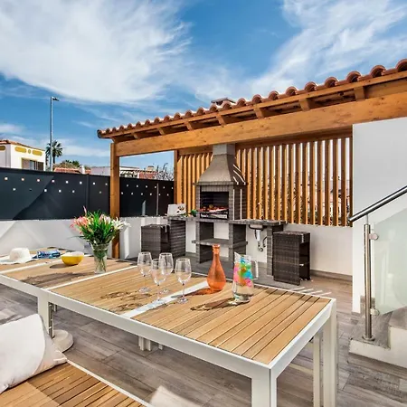 Ocean View Villa *